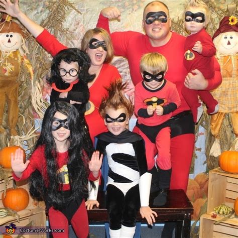 Creative The Incredibles Family Halloween Costume