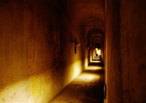 Passetto Di Borgo The Popes Secret Vatican City Passage