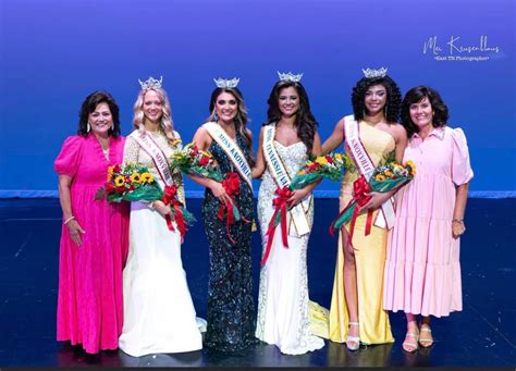 Miss Knoxville Volunteer Pageant | Knoxville Catholic High School ...