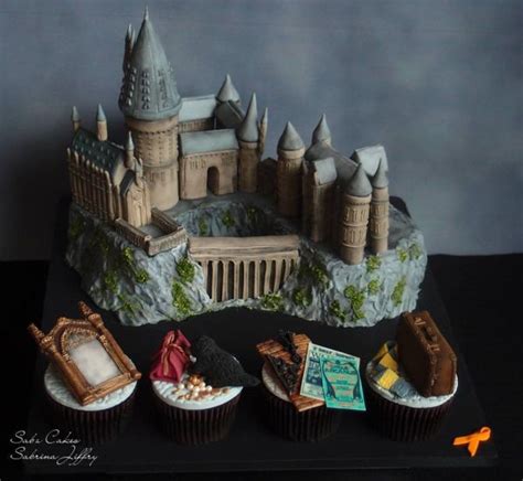 Wow This Beautiful Hogwarts Cake Was Made By Sabz Cakes For The