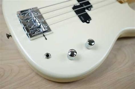 1990 Squier Frost White Emg Pickups W Bag Maple Guitars Bass A Flash Flood Of Gear