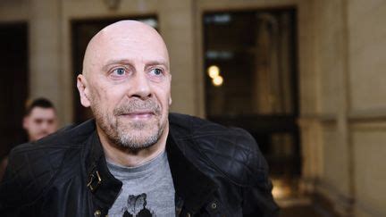 L essayiste d extrême droite Alain Soral condamné pour négationnisme à