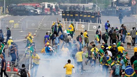 Pro Bolsonaro Protesters Storm Brazilian Capital Over Refusal To Accept Presidential Election