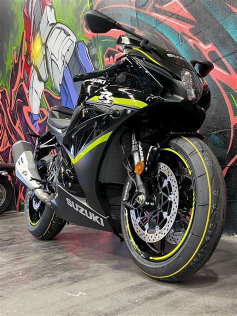 Suzuki Gsx R R Motoink