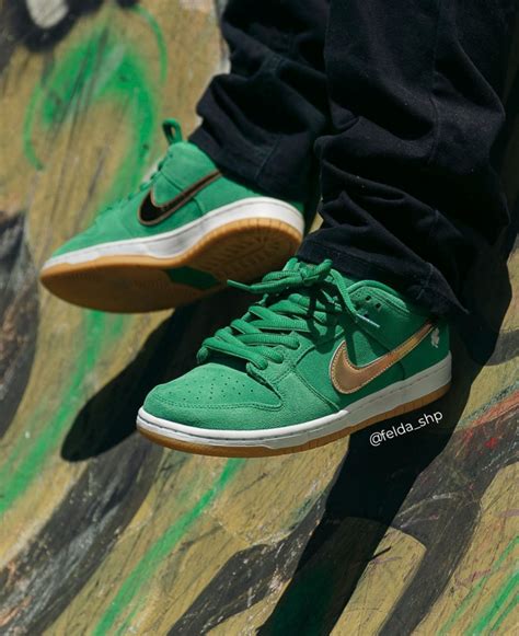 Nike SB Dunk Low ST Patricks Day Sneakers Felda Shp