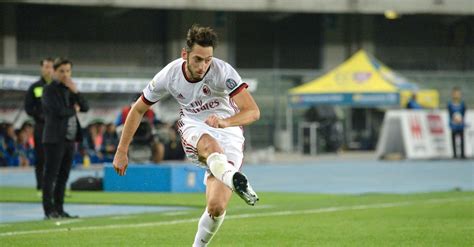 Fantacalcio Milan Calhanoglu In Rampa Di Lancio Fantamagazine