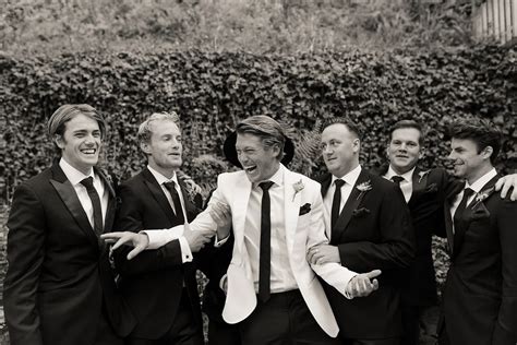 Groomsmen Attire: Find the Right Fit for Your Crew