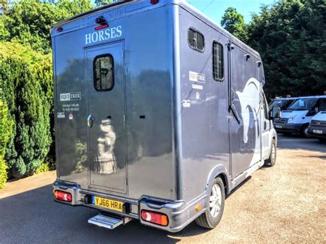 Used Equi Trek 4005 Kgs Tonne Two Stall Horsebox For Sale 10 West