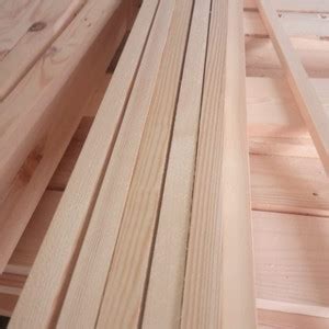 Jual Kayu Lis Reng X Cm Isi Batang Panjang Cm Kayu Pinus Jati