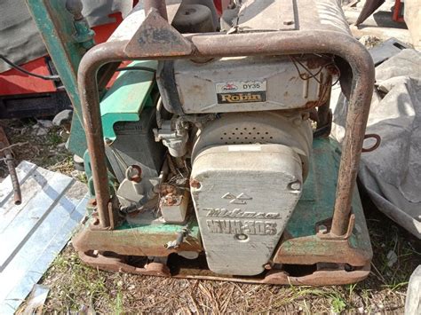 Mikasa plate compactor 300kg on Carousell