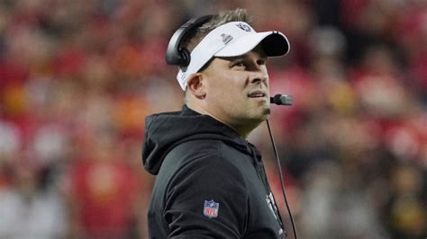 Las Vegas Raiders' Josh McDaniels blasted for 2-point attempt in loss ...