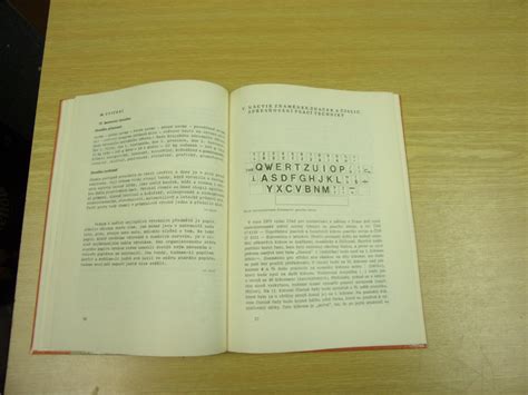 Kniha PSANÍ NA STROJI VŠEMI DESETI psací stroj Consul klávesnice 1976