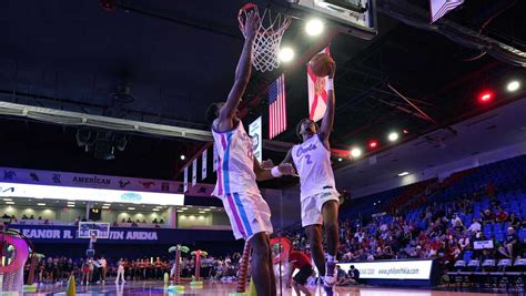 Florida Atlantic University basketball Paradise Madness | Oct. 25