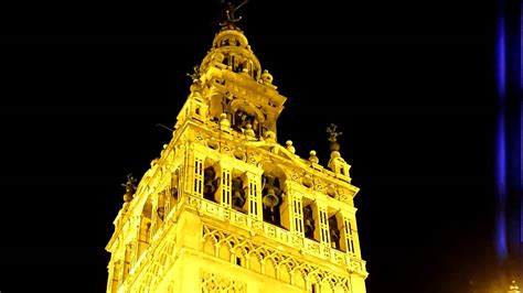 Las Campanas De La Giralda Empezaron A Resonar Youtube