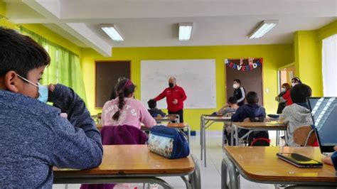 Clases presenciales serán obligatorias y modalidad remota sólo se podrá