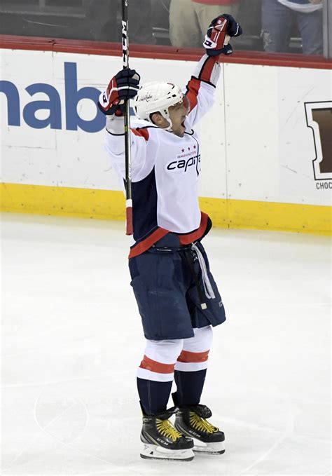 700 Club Capitals Alex Ovechkin Scores For Milestone Goal