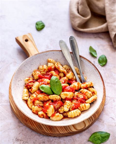 Gnocchi Di Ricotta Al Pomodoro Fresco Ricetta Sfiziosa