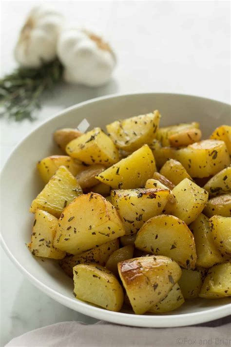 Crispy Roasted Garlic And Rosemary Potatoes Fox And Briar