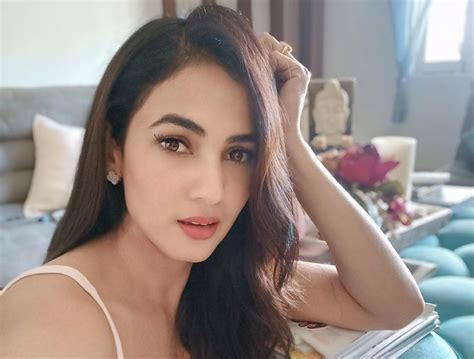 Sonal Chauhan In Bathing Suit Is Always Looking For My Best Angle