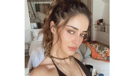 Ananya Panday Is A Glamingo In These Bikini Pics From Maldives Here S Why India Today