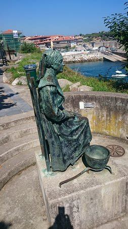 Monumento A La Mujer Del Pescador Llanes Qu Saber Antes De Ir