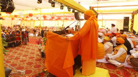 CM Yogi Extends Greetings On Prakash Parv Says Sikh Gurus Sacrificed