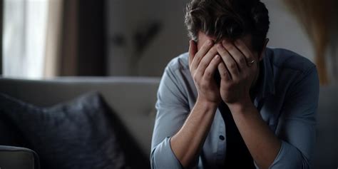 Premium Photo Cropped View Of Crying Man In Psychologist Office