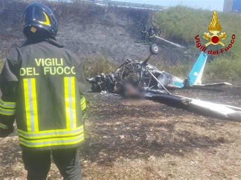 Tragico Incidente Aereo A Terni Un Monomotore Precipita Causando La