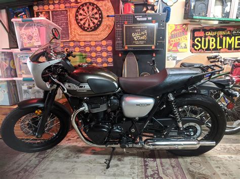 Here Is My 2019 Kawasaki W800 Cafe I Just Put The 600 Miles On It And