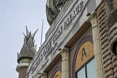 Circus scenes to adorn Corn Palace murals in 2022 - Mitchell Republic ...