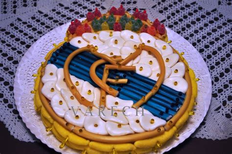 Tarta De Chuches Del Real Madrid El Mirlo De Papel