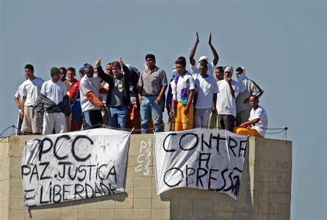 Ataques Do Pcc H Anos Crime Organizado Parava S O Paulo