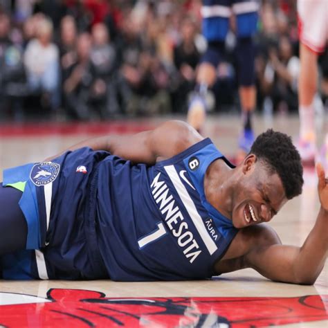 The Impact of Anthony Edwards' Injury on the Timberwolves' Game - GYS