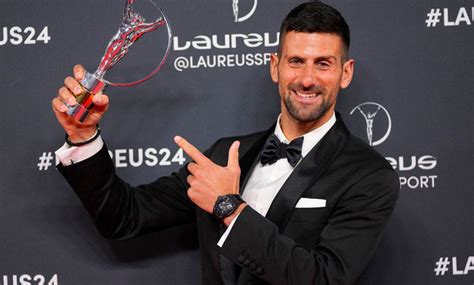 Troph Es Laureus Novak Djokovic Lu Sportif De L Ann E