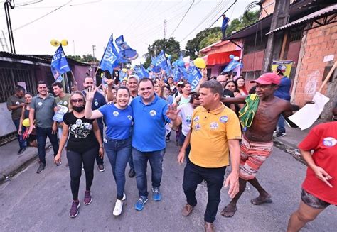 Roberto Cidade faz 1ª caminhada de campanha na zona Norte de Manaus