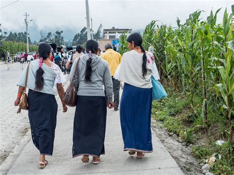 The Slow Road | Indigenous Culture and Pride in Otavalo