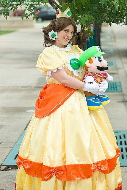 Princess Daisy Super Mario Bros Cosplay 6 Obsolete Gamer