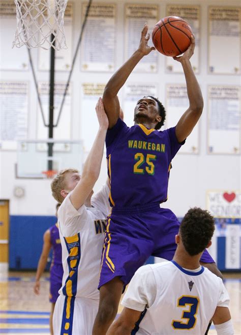 Mark Kodiak Ukena: IHSA Varsity Boys Basketball: Waukegan vs Warren