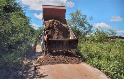 Prefeitura Realiza Recupera O Das Estradas Da Zona Rural Ap S Fortes