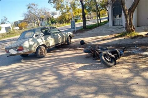 Choque Entre Una Moto Y Un Auto Infopalmares