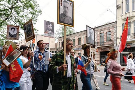 Rostov on Don Rusia 9 de mayo de 2018 La gente en la procesión del