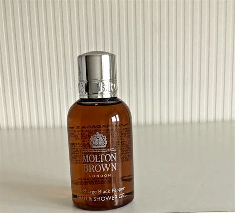 Molton Brown Recharge Black Pepper Bath Shower Ml Travel Size