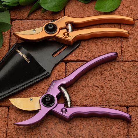 Ultra Sharp Pruners By Garrett Wade Corrosion And Sap Resistant Shop Garrett Wade