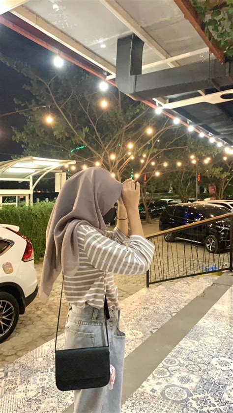 Pin On Simpan Cepat Fotografi Potret Diri Gaya Pemotretan