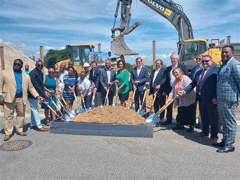 Skyland Town Center's final phase breaks ground in D.C. - The