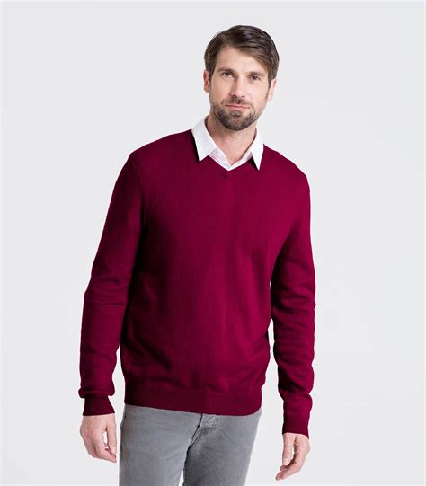 Burgundy Cashmere Merino Classic V Neck Knitted Sweater Woolovers Au