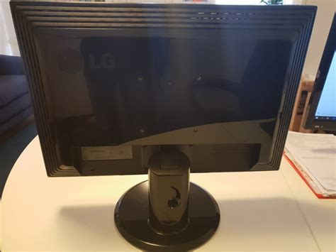 Monitor LG Flatron L222WS