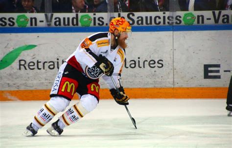 Hockey Sur Glace Nla Klasen Reste Luganais Suisse National