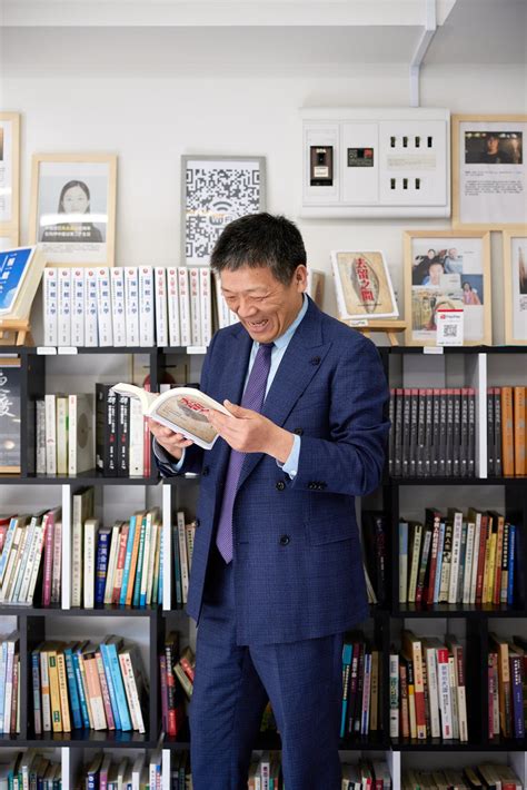 Émigrés Are Creating An Alternative China One Bookstore At A Time The New York Times