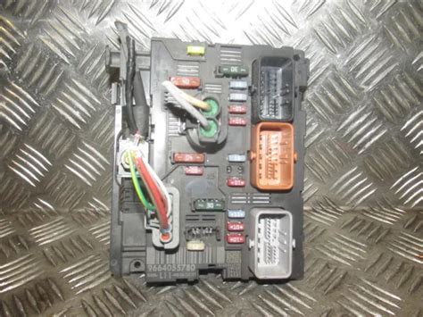 PEUGEOT CITROEN Genuine Under Bonnet Fuse Box Bsm Module 9664055780